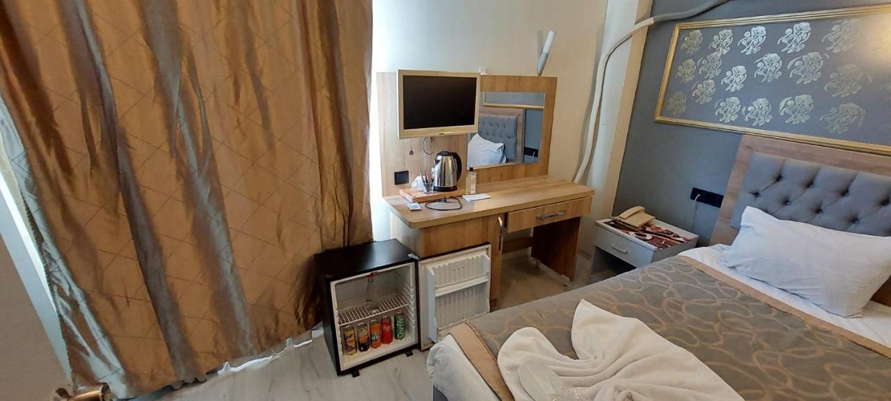 Paris Hotel Cafe Restaurant Стамбул Экстерьер фото
